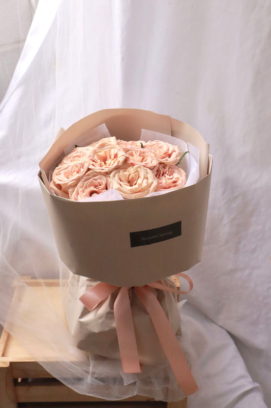 Riley Cuppuccino Rose Bouquet