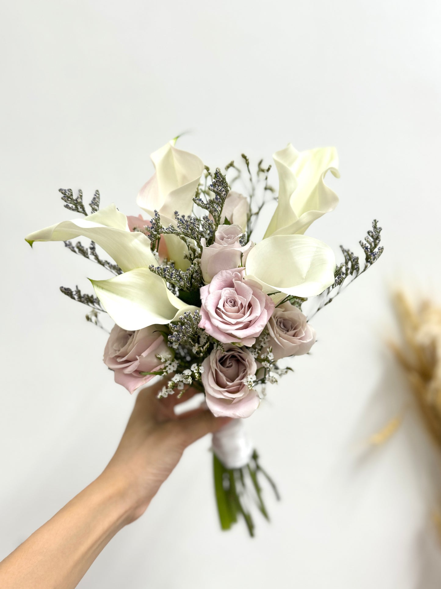 Alexa Manta Rose Bridal Bouquet