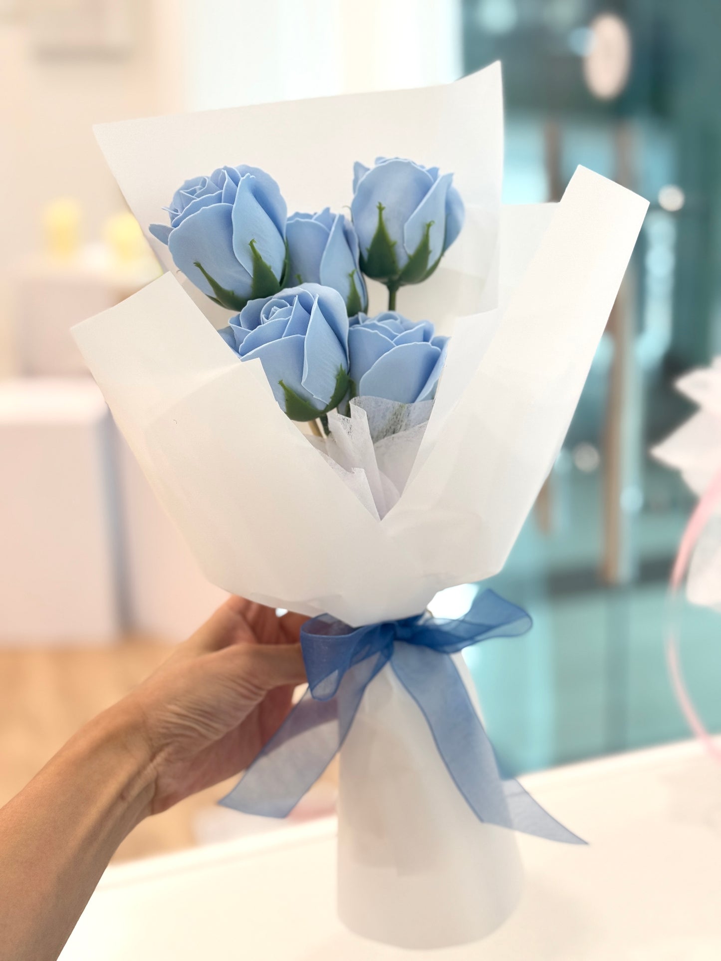 5 stalks mini blue soap flower
