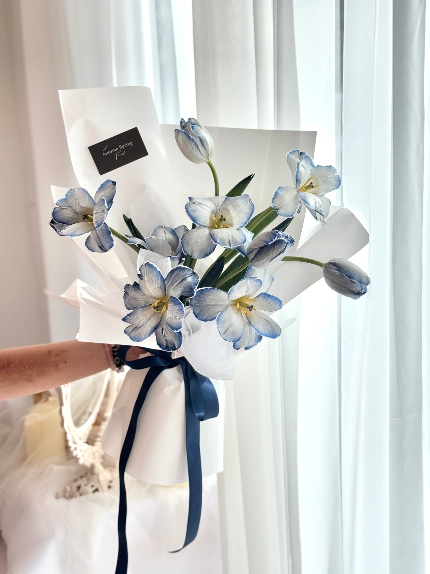 Orean Dyed Blue Tulips Bouquet