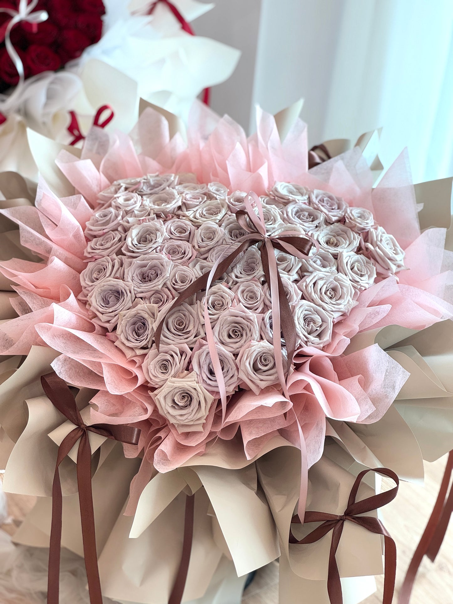You are my only one 52 Blush Menta Roses