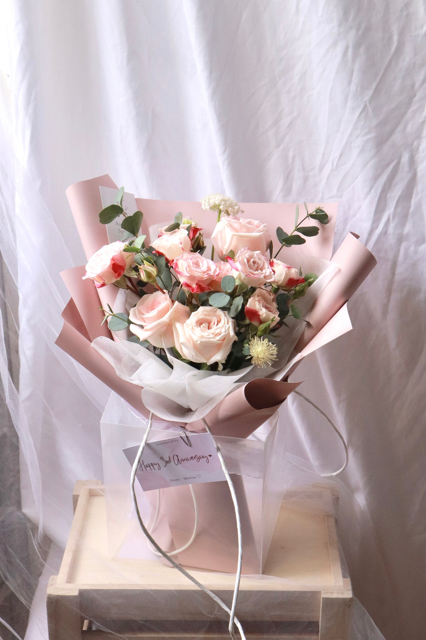Fantasy Mixed Rose Bouquet