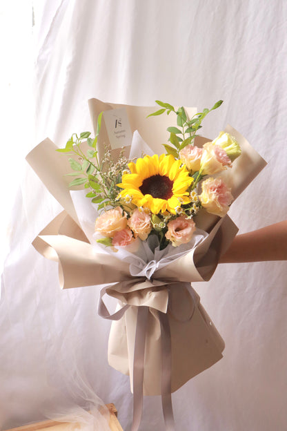 Mia Sunflower Bouquet