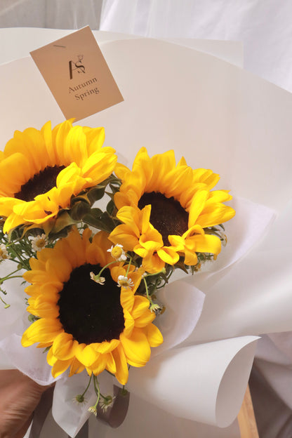 Julia Sunflower Bouquet