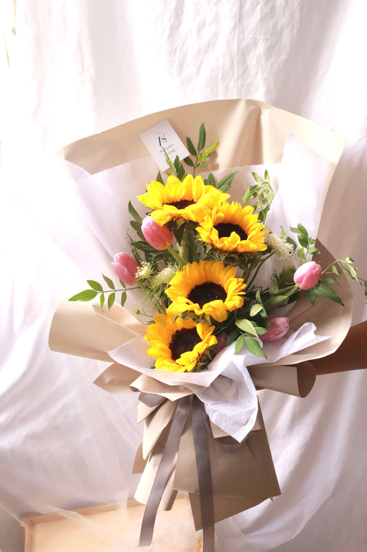 Eirene Sunflower Bouquet