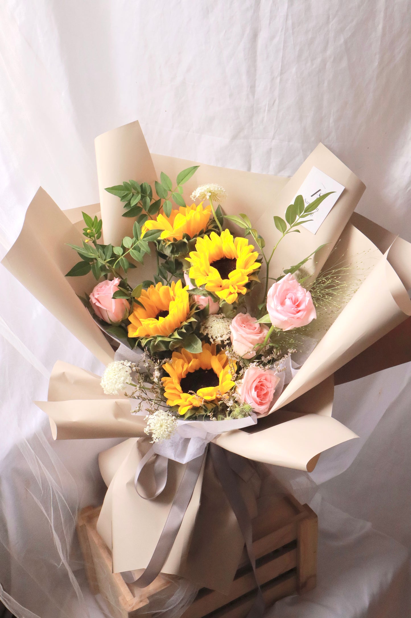 Dapne Sunflower Bouquet