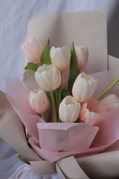 Pink Glam Tulip Bouquet