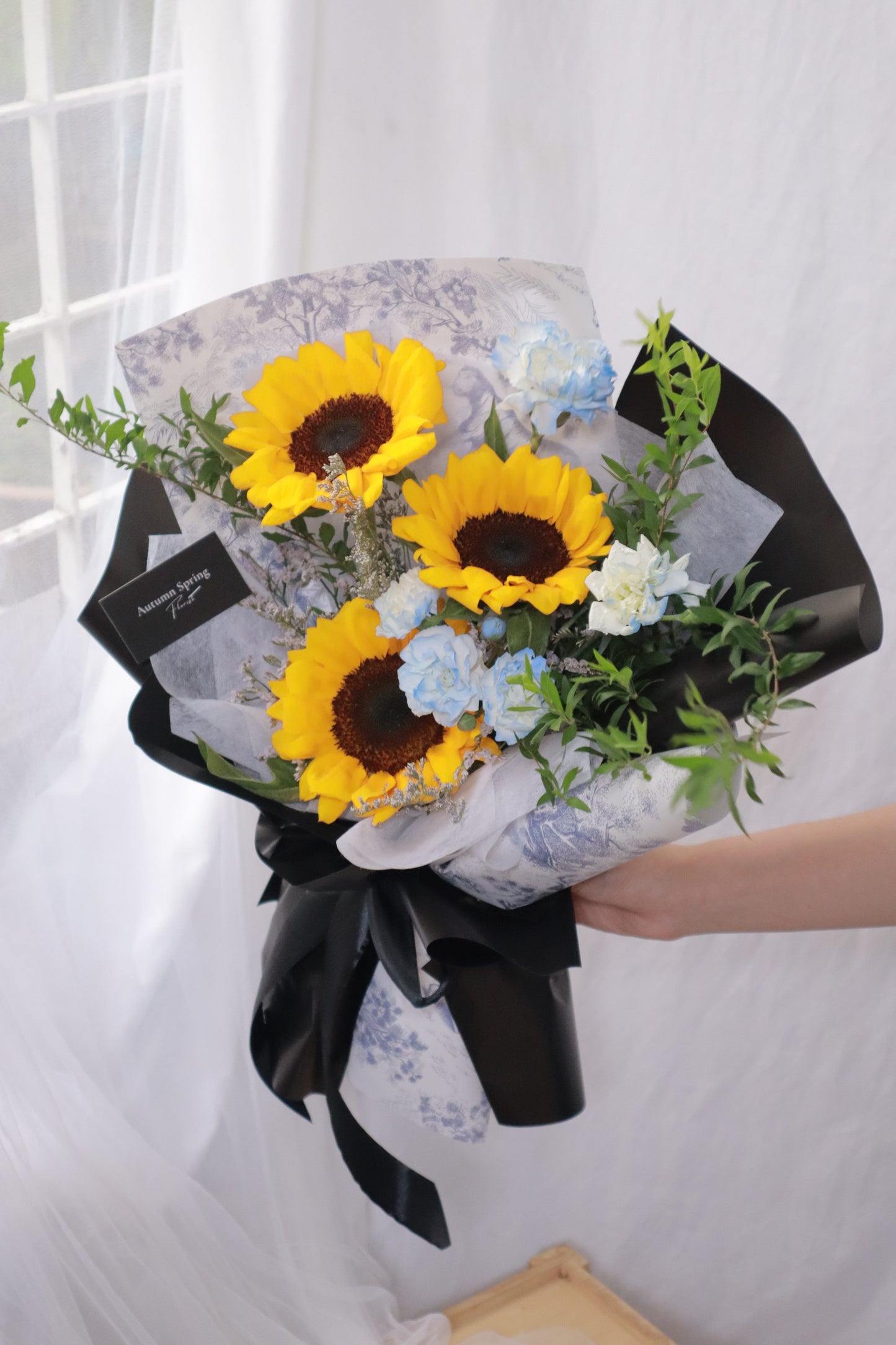 Francesca Sunflower Bouquet