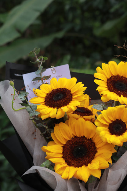 Solara Sunflower Bouquet