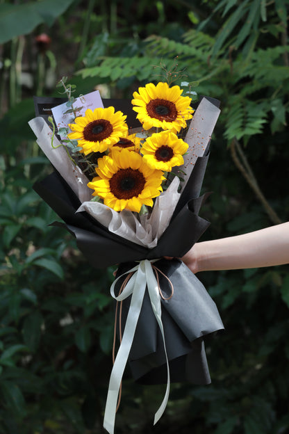 Solara Sunflower Bouquet