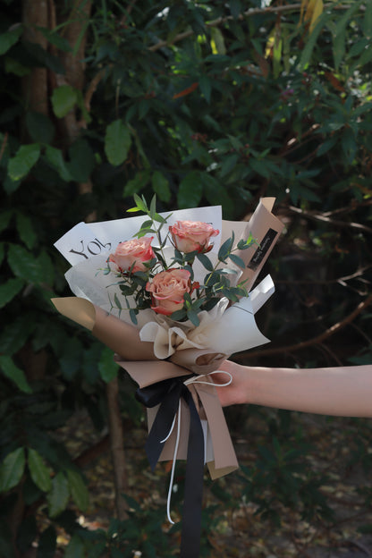 Sweetheart Mini Cappuccino Rose Bouquet