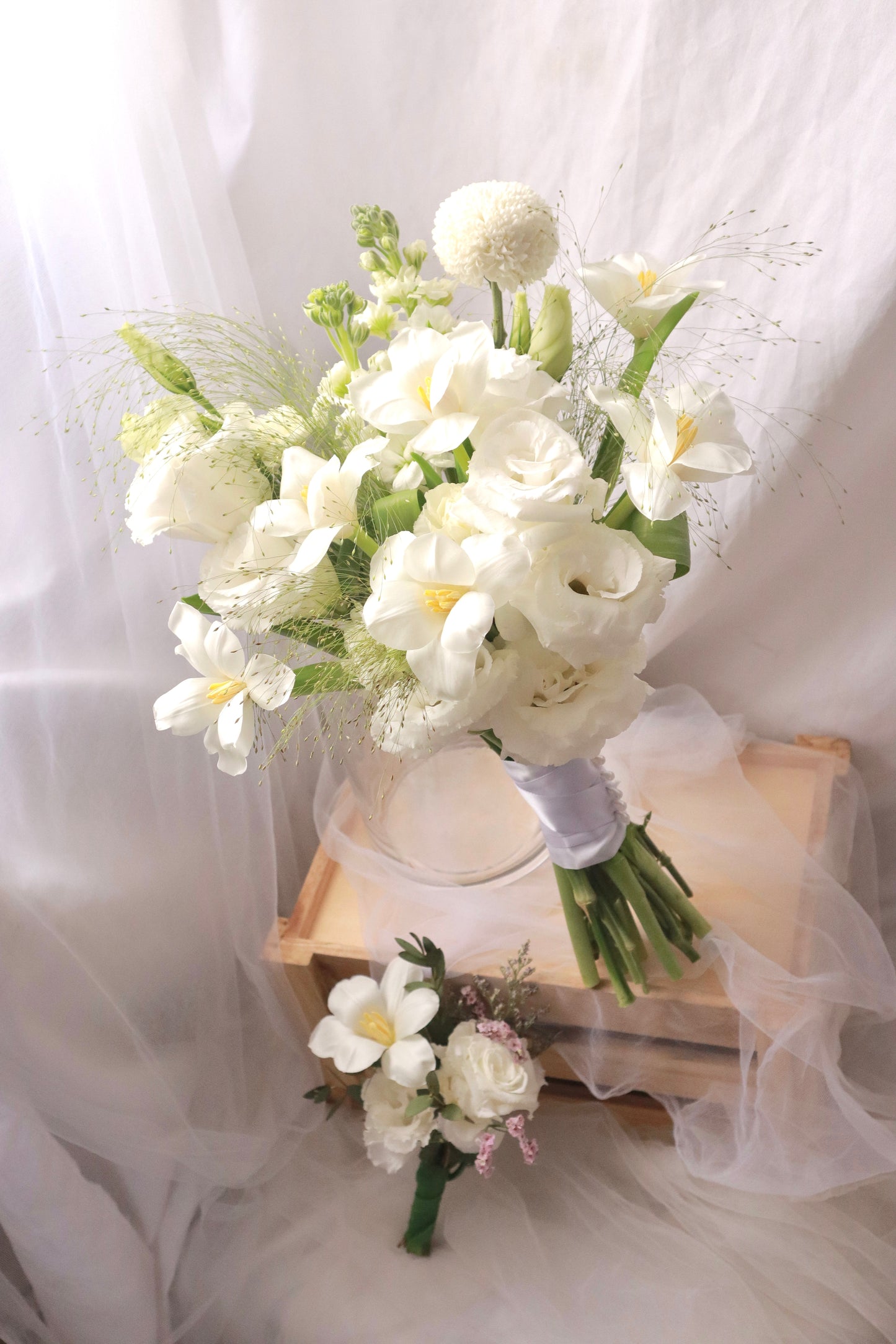 Snowy White Bridal Wedding Bouquet