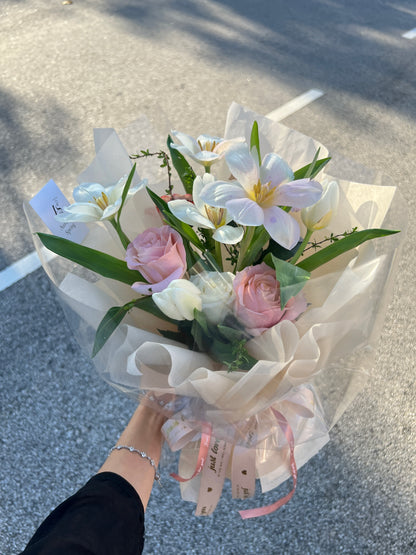 Macaron Mixed Tulip Flower Bouquet