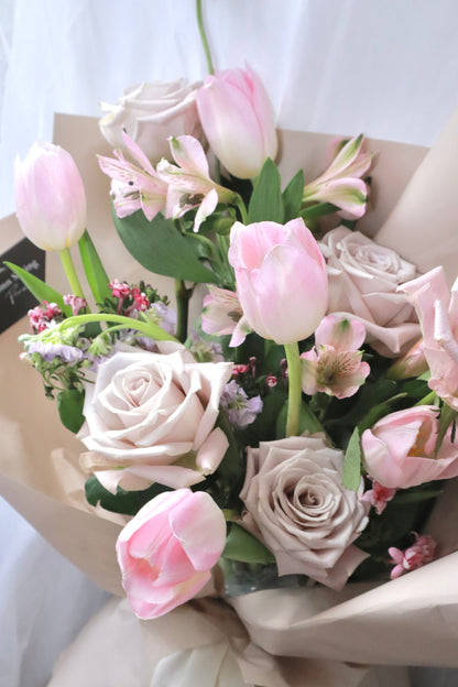 Gelato Mixed Flower Bouquet