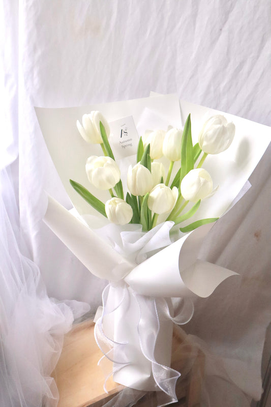 Juliet White Tulip Bouquet