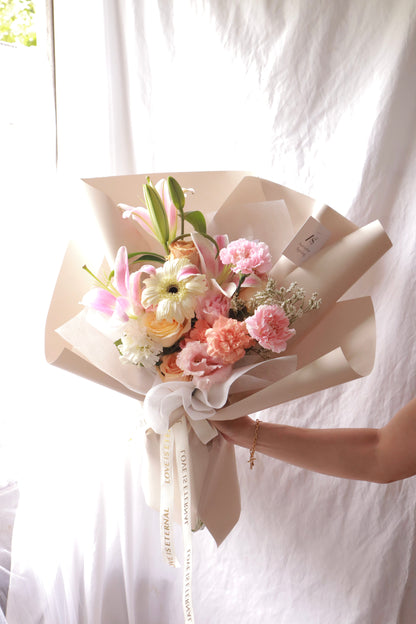 Classy Beauty Mixed Flower Bouquet