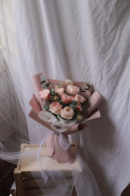 Fantasy Mixed Rose Bouquet