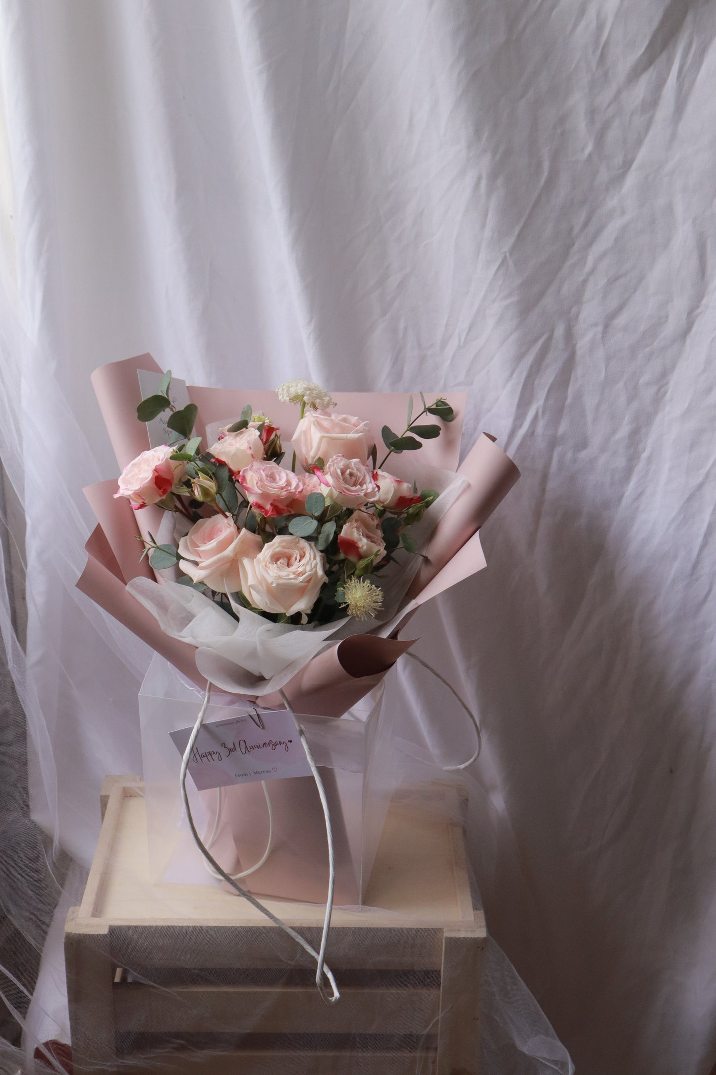 Fantasy Mixed Rose Bouquet