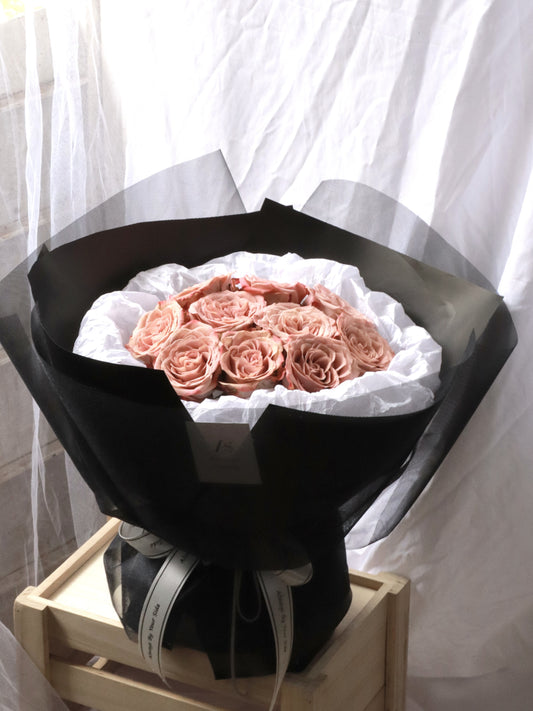 Amour Cappuccino Rose Bouquet