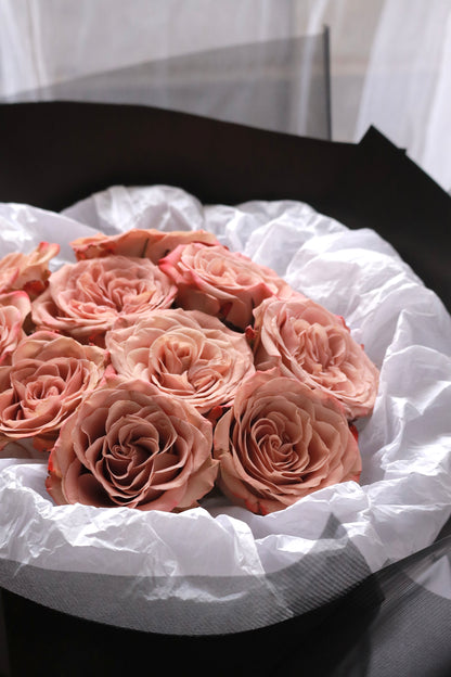 Amour Cappuccino Rose Bouquet