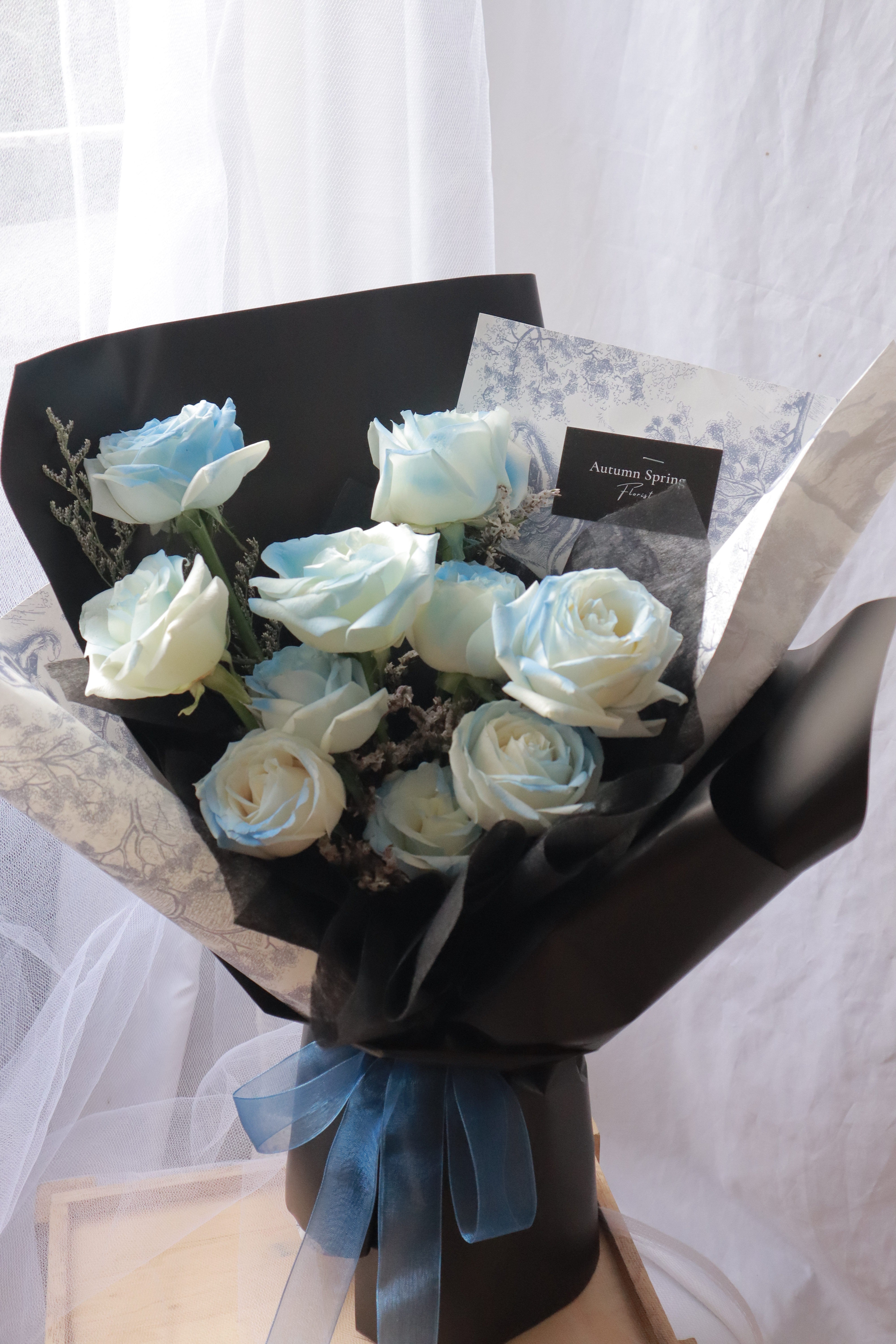 Blue Sprayed Roses Friedrich Blue Sprayed Rose Bouquet – Autumns Florist
