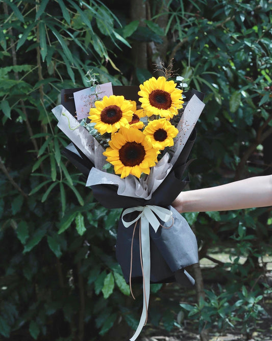 Solara Sunflower Bouquet