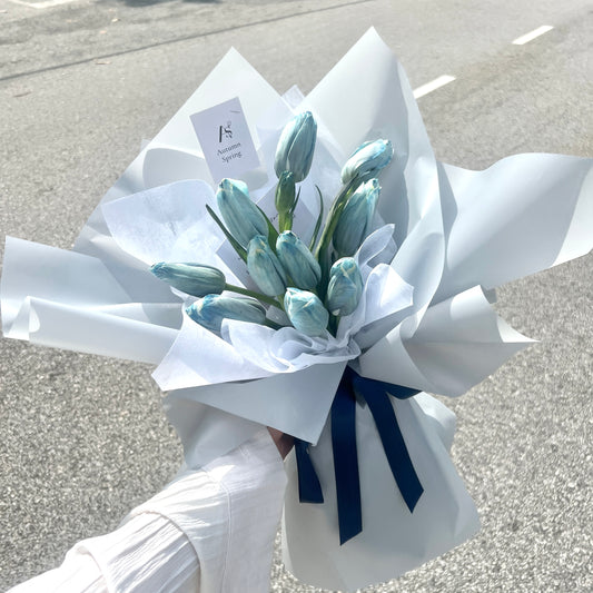 Aqua Blue Tulip Bouquet