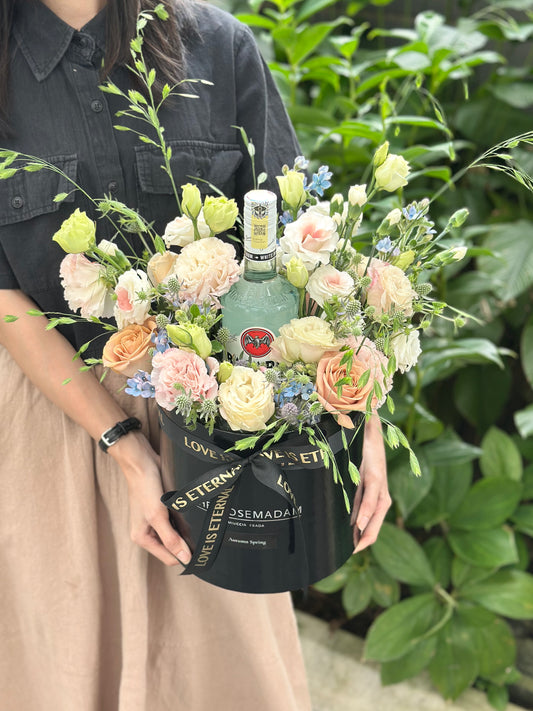 Blush Barrel Flower Box