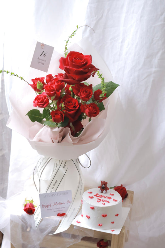 Red Royal Mixed Rose Bouquet