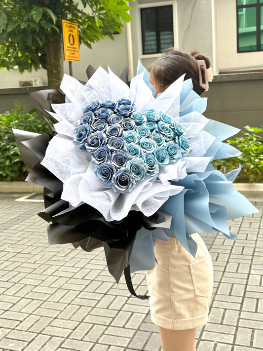Million Stars 33 stalks blue mix black soap roses flower
