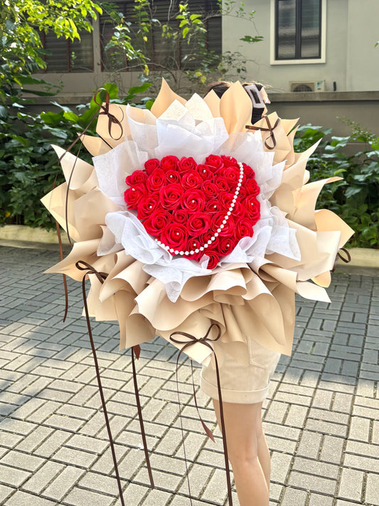 Wrapped in Love 33 stalks red soap roses