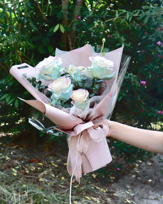 Ethereal Rosy Rose Bouquet