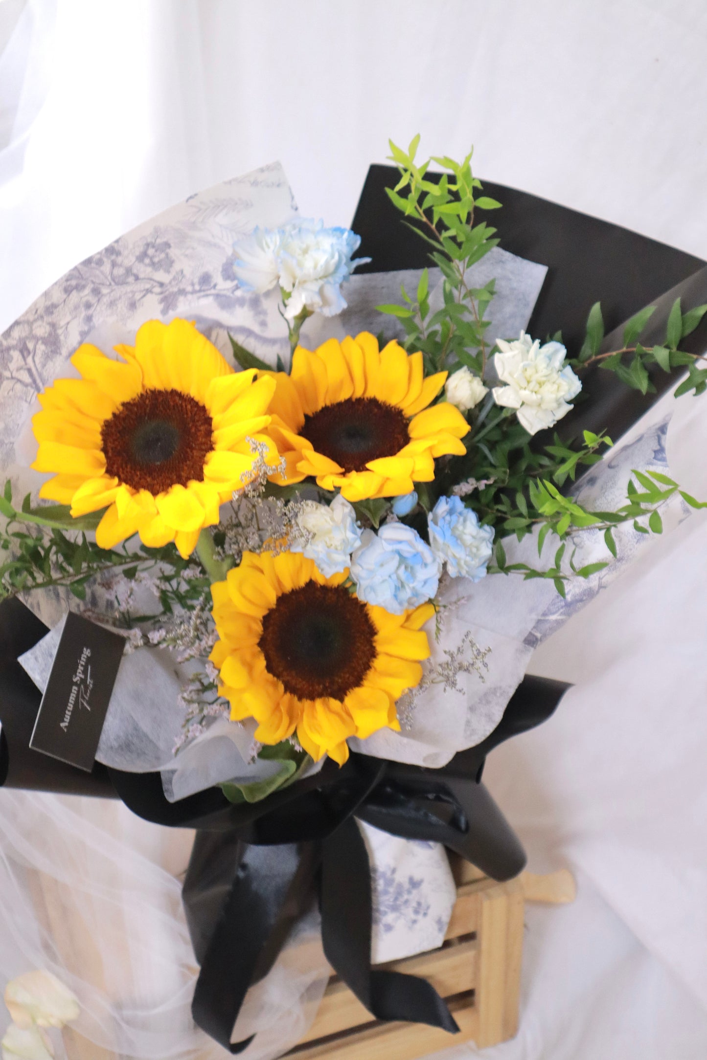 Francesca Sunflower Bouquet