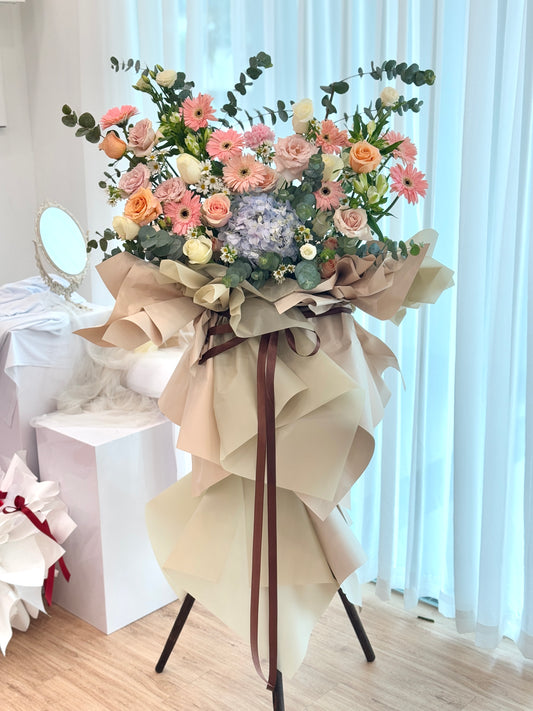 Precious Garden Flower Stand