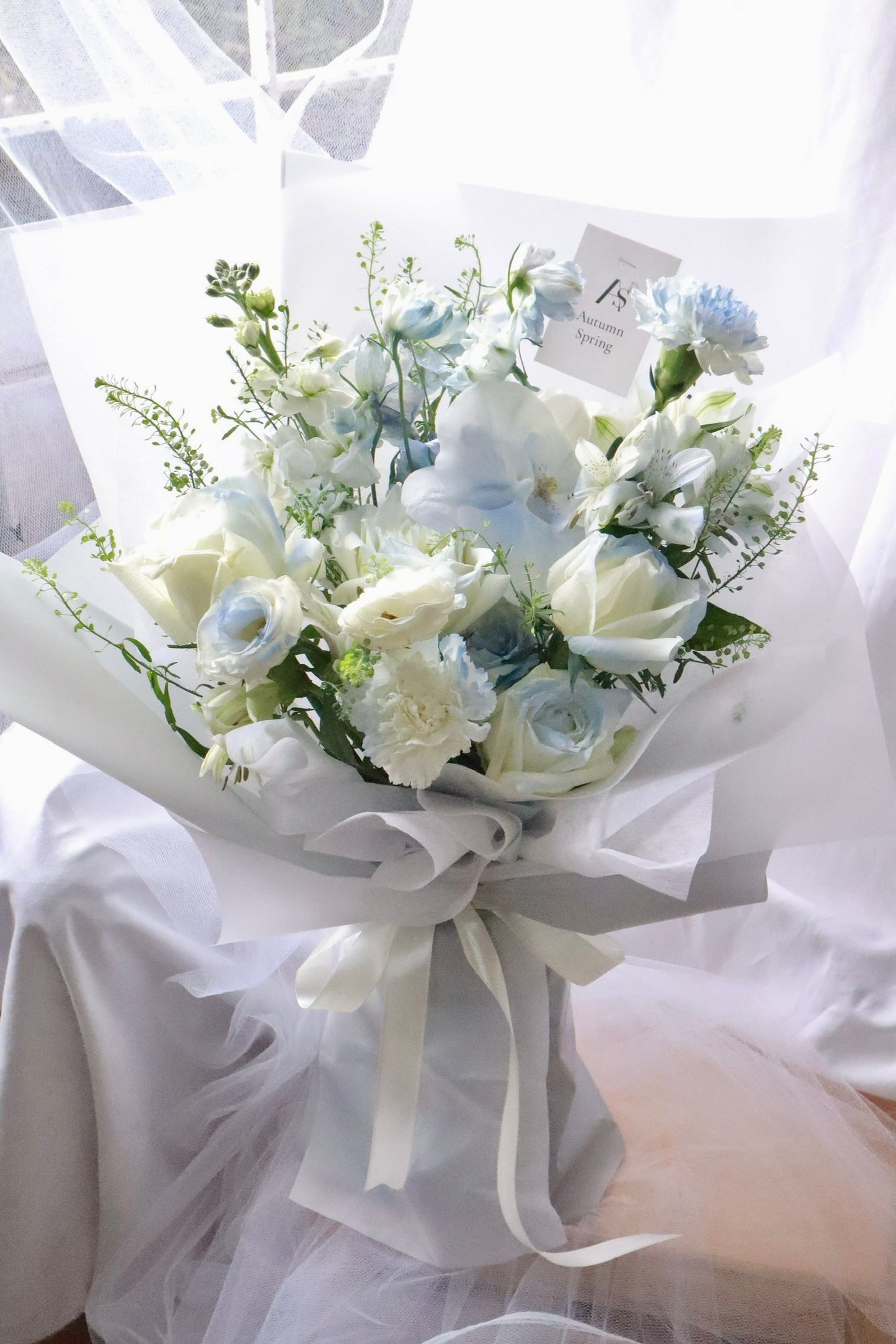 Kelly Blue Theme Mixed Flower Bouquet