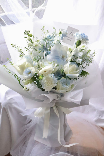 Kelly Blue Theme Mixed Flower Bouquet