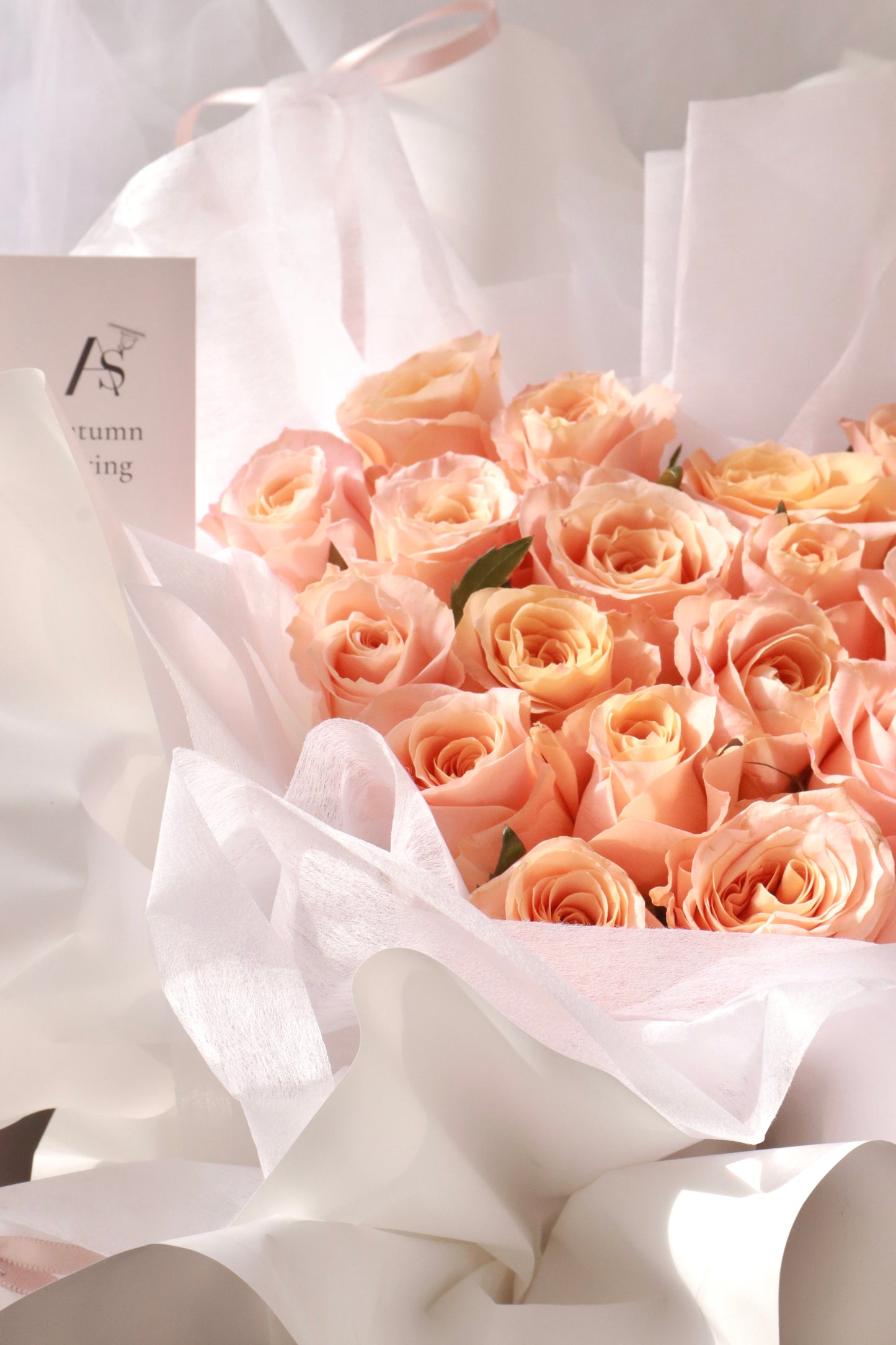 Luxurious Coral Rose Flower Bouquet