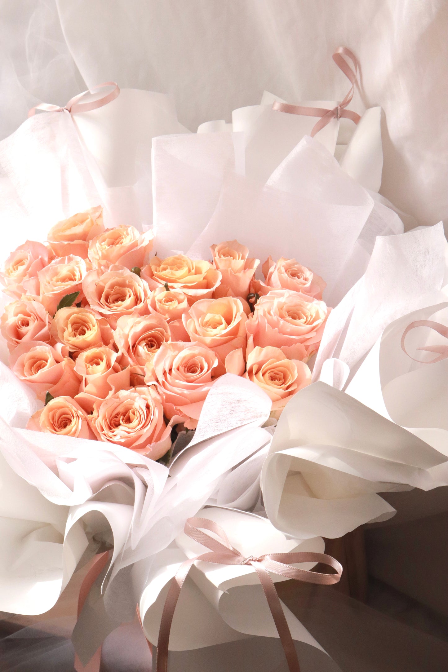 Luxurious Coral Rose Flower Bouquet